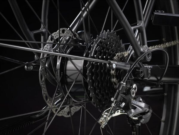 Vélo Électrique Trek FX+ 2 Shimano Altus 9V 250 Wh 700 mm 2023 – Image 3